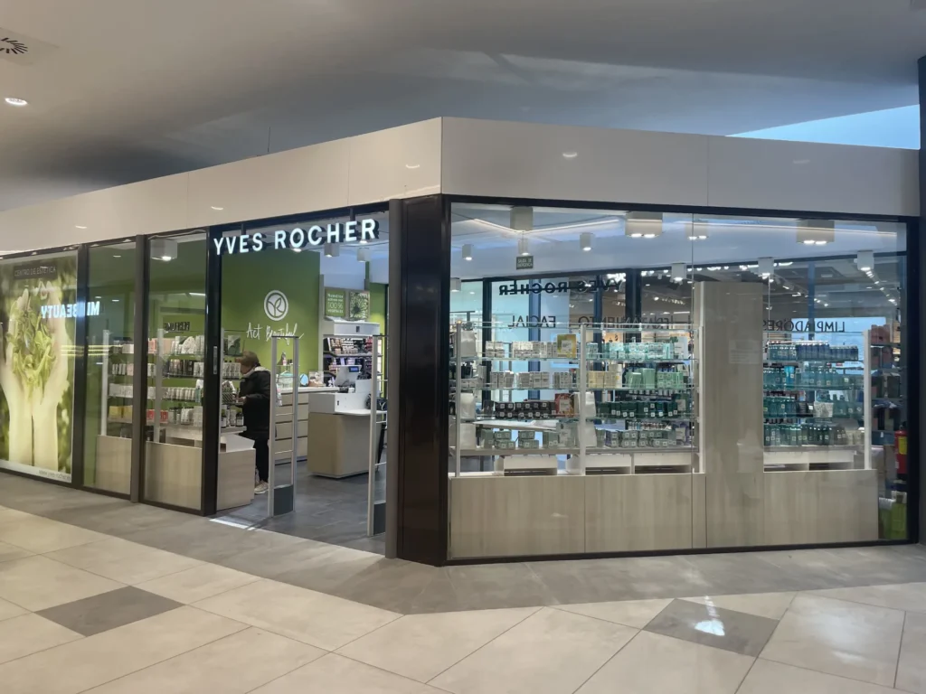 Yves Rocher El Ingenio en Vélez-Málaga: perfumería y cosmética